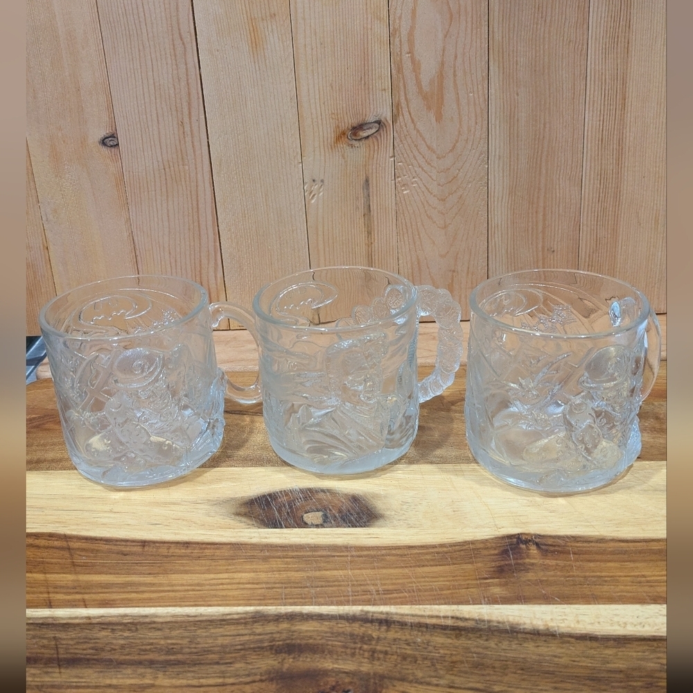 McDonald's Batman Forever Clear Glass Mugs Set Of 3 - Picture 2 of 7